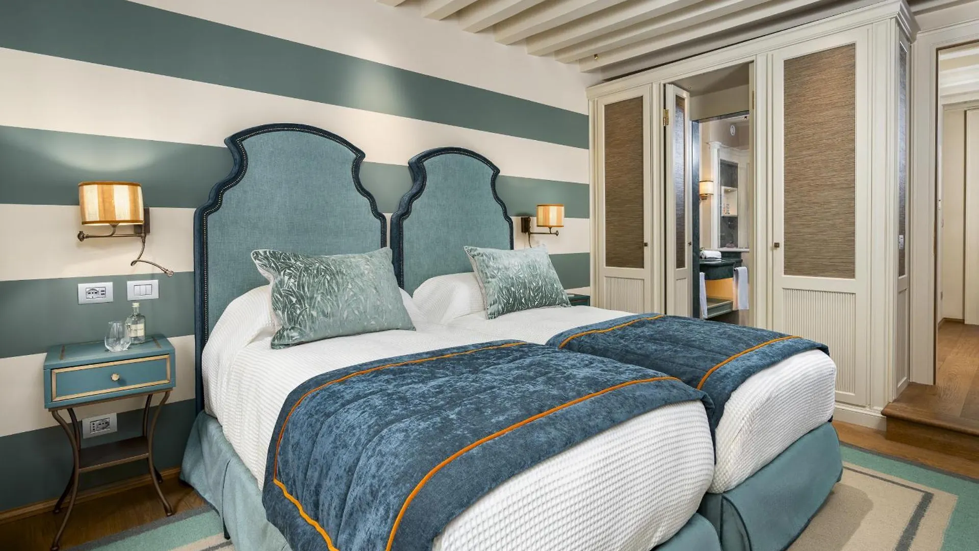 La Dimora Di Lady J Amazing Brandnew Property With 6 Luxury Bedrooms! ヴェネツィア アパート