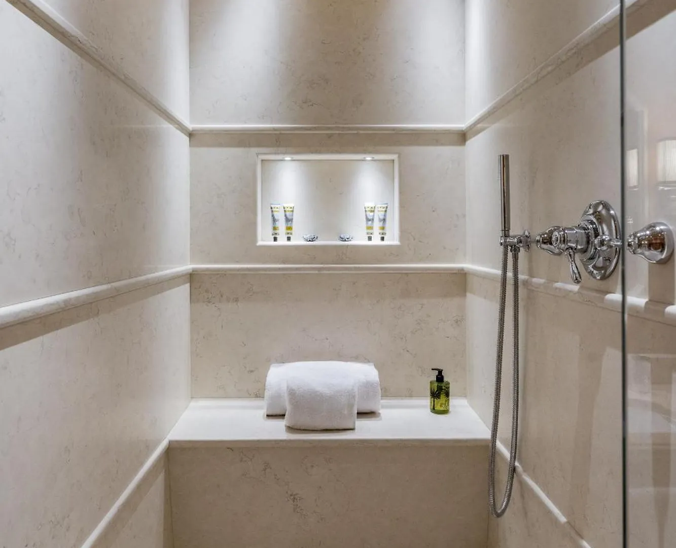 La Dimora Di Lady J Amazing Brandnew Property With 6 Luxury Bedrooms! Benátky Apartmán